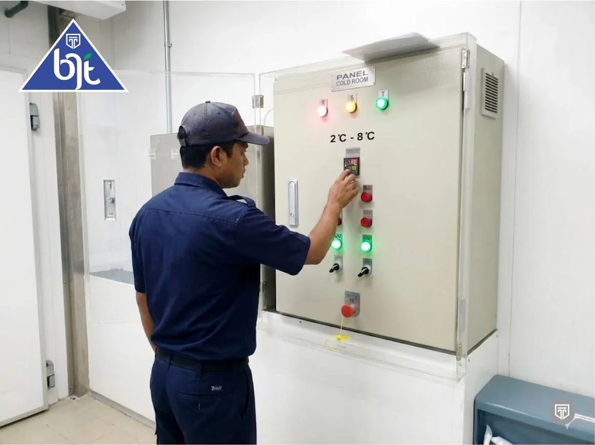 Sistem Monitoring Suhu Gudang Pendingin